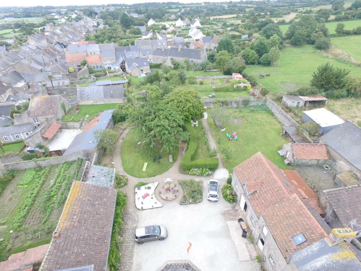 La Tourelle En Normandie Saint-Pierre-Église Exteriér fotografie